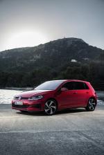 Volkswagen Golf GTI Performance 5-Door 2017 года (WW)